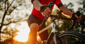Entenda por que o ciclismo pode inflamar a próstata