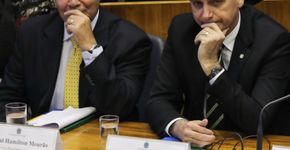 Pesquisa na Veja  sobre Mourão vai irritar família Bolsonaro