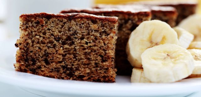 Bolo de banana com aveia: o segredo para um café da manhã nutritivo e delicioso
