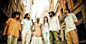 Banda Ambulantes leva a música reggae para a Casa do Zezinho