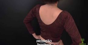 Como transformar uma legging em uma uma blusa cropped