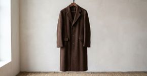 Nem preto nem cinza: a cor elegante que será tendência no outono de 2026
