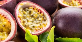 Maracujá: 7 benefícios da fruta para a saúde que vão além do efeito calmante
