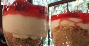 Aprenda a fazer uma Cheesecake no copinho