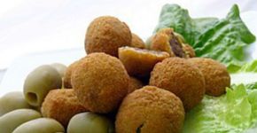 Aprenda a fazer azeitonas à milanesa