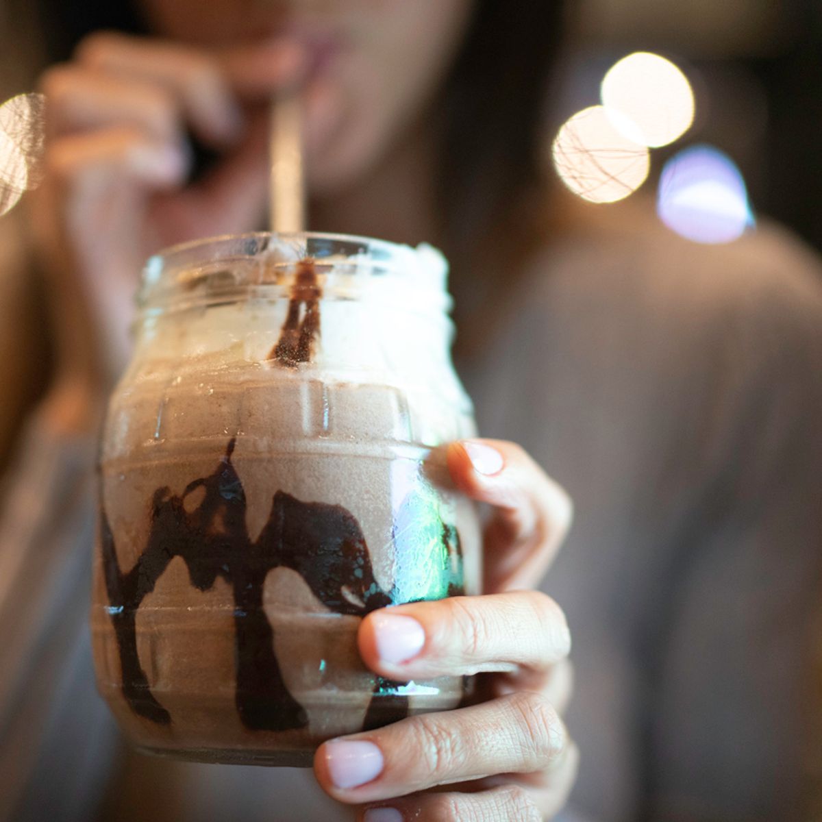 Veja como fazer milk shake caseiro super cremoso e sem sorvete