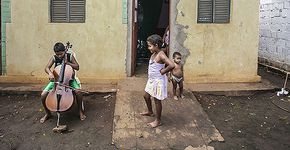 Projeto na Paraíba usa música e arte em prol da inclusão social