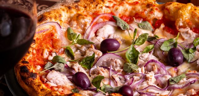 Pizza de atum? Che Figata lança novidade com toque artesanal da chef Vanessa Waldemarca