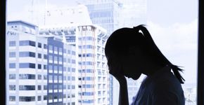 Dicas simples para controlar a ansiedade naturalmente