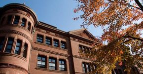 10 universidades que mais formam milionários no mundo