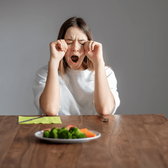 Featured mobile: Bateu sono depois do almoço? Entenda se a comida é realmente a culpada