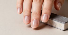 Chocante! tenha unhas lisíssimas sem esmalte agora
