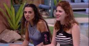 BBB 18: Ana Clara e Paula brigam feio após festa