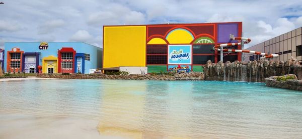 O Aquapark, parque aquático cobreto com águas climatizadas do Tauá Resort João Pessoa