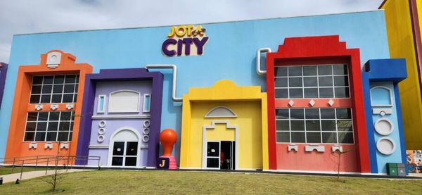 Jota City, espaço para diversão de crianças e adultos