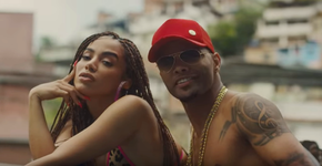 Anitta estampa outdoor em Nova York para divulgar ‘Vai Malandra’