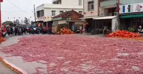 Soltaram um milhão de bombinhas ao mesmo tempo; confira vídeo