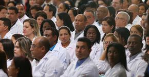 Médico cubano faz carta aberta a Bolsonaro: “Peço respeito”