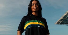Time português homenageia Senna com camisa inspirada no icônico capacete do tricampeão