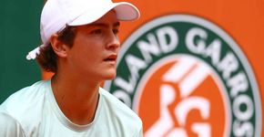 João Fonseca avança em Roland Garros e encara francês campeão de Grand Slams na próxima fase