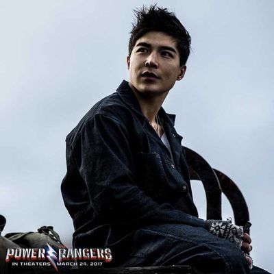 Ludi Lin como Zack