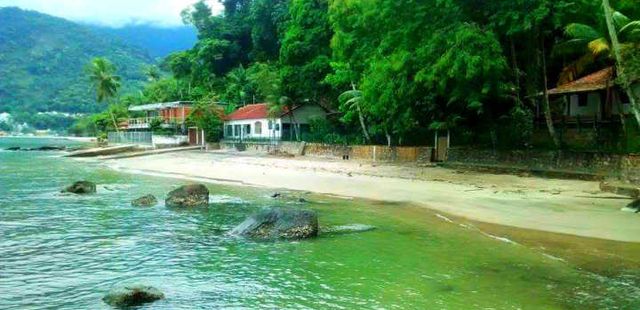 Passeio à Ilha de Itacuruçá leva à três lindas praias por trilha
