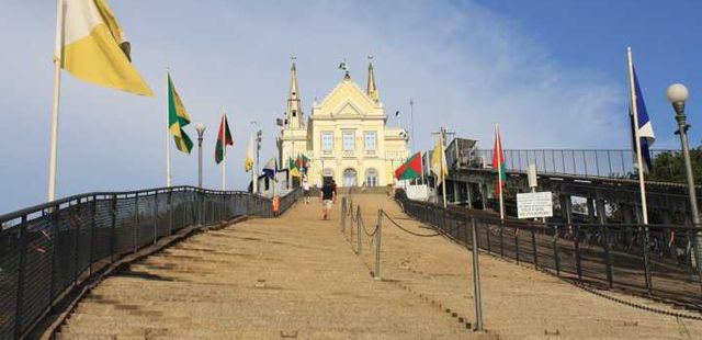 Igreja da Penha: para os fortes e para os fracos