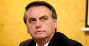 Repórter da Folha processa Bolsonaro após ataques misóginos