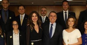 Luciana Gimenez se encontra com Bolsonaro e rebate críticas