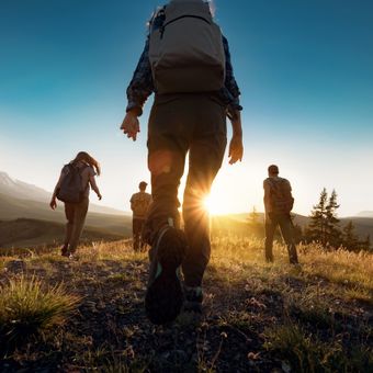 Featured mobile: 5 destinos para viajar com amigos sem abrir mão do conforto