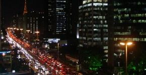 Em aniversário, São Paulo ganha declaração de amor composta de fotos