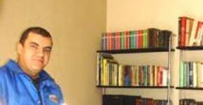 Hábito da leitura se torna passatempo entre motoboys