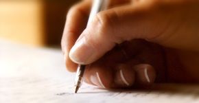 Aplicativo corrige redação de forma gratuita em menos de 24h