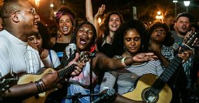Pede Teresa faz roda gratuita na Praça Tiradentes 