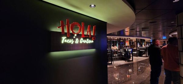 O Hola! é um dos restaurantes de especialidades do MSC Seascape