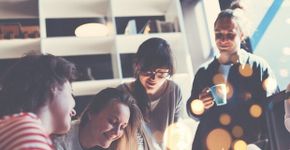 Empresas premiam novos talentos