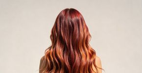 A melhor maneira de recuperar a saúde do cabelo tingido após a química