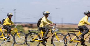Projeto usa bike para aumentar desempenho escolar na África