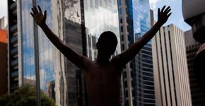 Projeto de fotojornalismo lança série “Menores Invisíveis” e conta histórias de crianças das ruas de SP