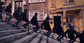 Movimentos repetidos e GIFs hipnóticos