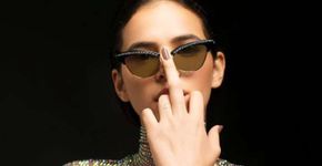 Bruna Marquezine posta foto sem make e mensagem de autoestima