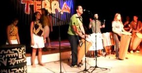 Espetáculo “Treme Terra” apresenta canções ritualísticas afro-brasileiras