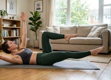 Featured side: Abdômen mais forte sem academia: 3 exercícios simples para fazer em casa que ajudam na postura, estabilidade e movimentos do dia a dia