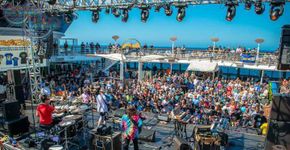Festival de rock progressivo em alto mar terá Yes e Marillion