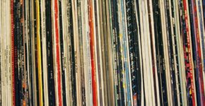Em Londres, uma biblioteca que só empresta discos de vinil