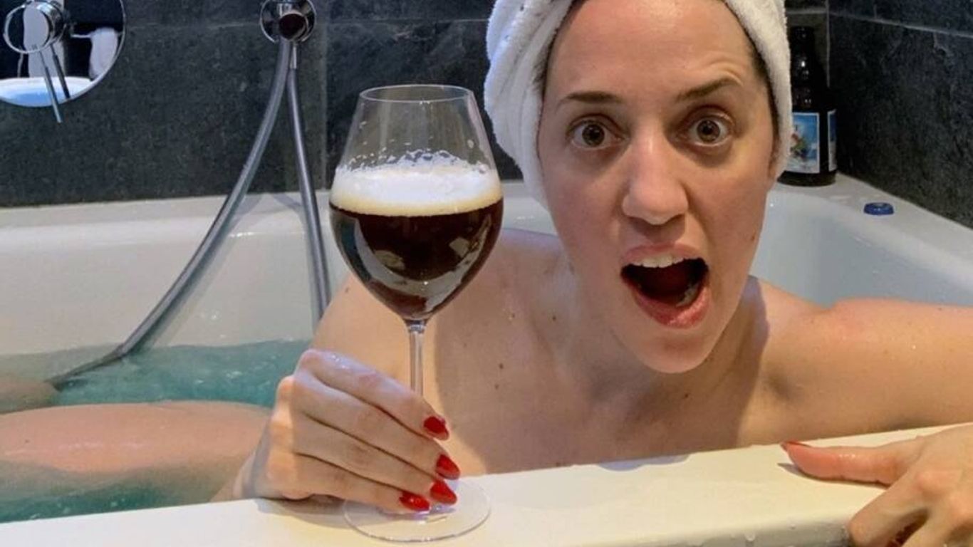 5 influenciadoras para você aprender tudo sobre cerveja artesanal