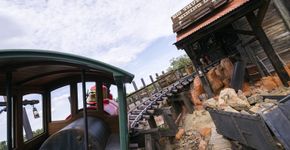 Montanha-russa icônica da Disney reabre no Magic Kingdom