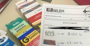 Estudante de medicina adapta receita para paciente analfabeto