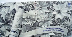 Livro só abre se leitor fizer expressão facial correta