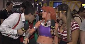 ‘Pânico na Band’ é banido da ‘Comic Con’ após repórter lamber e constranger visitante